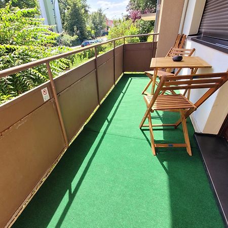 Duplex Apartment Ullstein- 4 Bedrooms, 2 Bathrooms, Living Room, 2 Parking Spaces, Boxspringbeds, Family & Business Apartment! Берлин Экстерьер фото