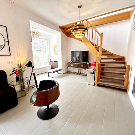 Duplex Apartment Ullstein- 4 Bedrooms, 2 Bathrooms, Living Room, 2 Parking Spaces, Boxspringbeds, Family & Business Apartment! Берлин Экстерьер фото