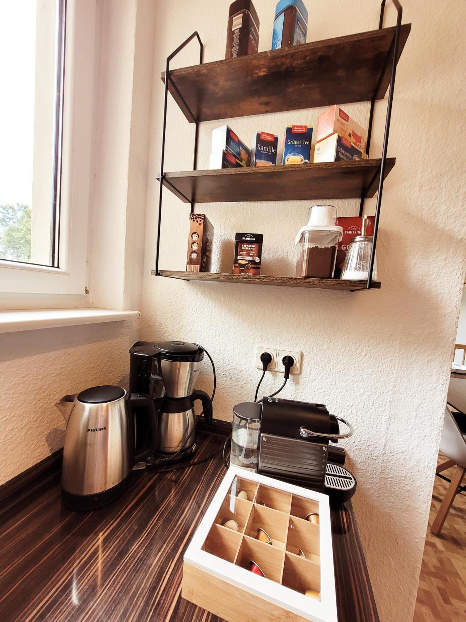 Duplex Apartment Ullstein- 4 Bedrooms, 2 Bathrooms, Living Room, 2 Parking Spaces, Boxspringbeds, Family & Business Apartment! Берлин Экстерьер фото