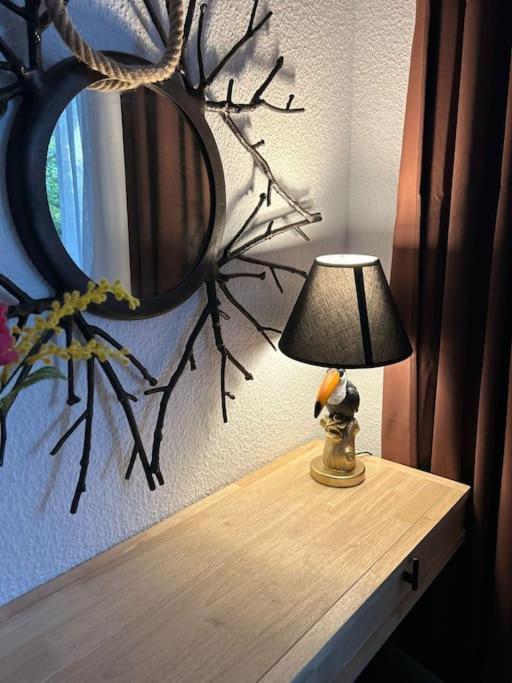 Duplex Apartment Ullstein- 4 Bedrooms, 2 Bathrooms, Living Room, 2 Parking Spaces, Boxspringbeds, Family & Business Apartment! Берлин Экстерьер фото